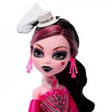 DRACULAURA DAWN OF DANCE MONSTER HIGH MATTEL